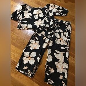 Cynthia Rowley Black and Cream Linen Pants  Set size medium